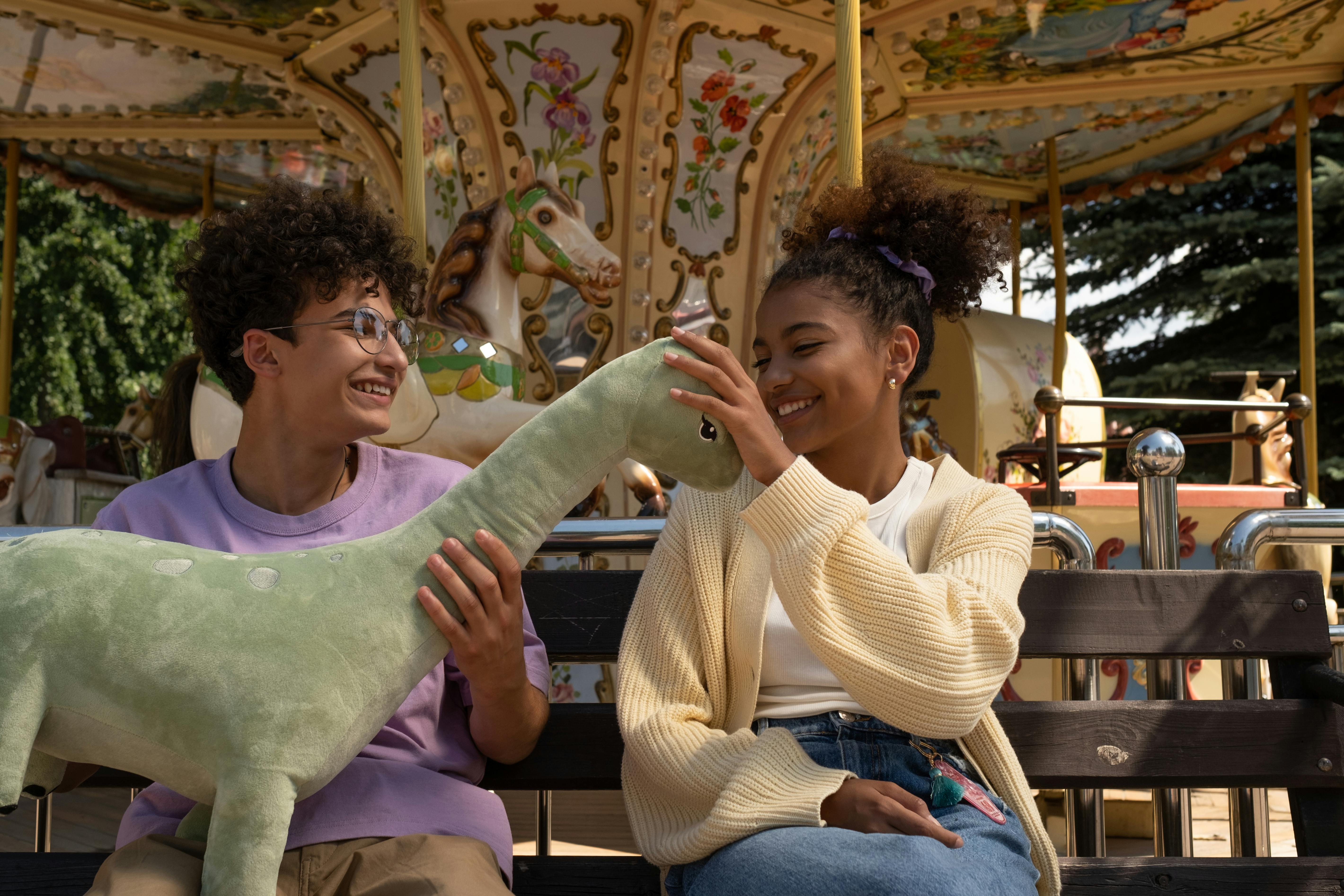 What do men first notice about a woman?