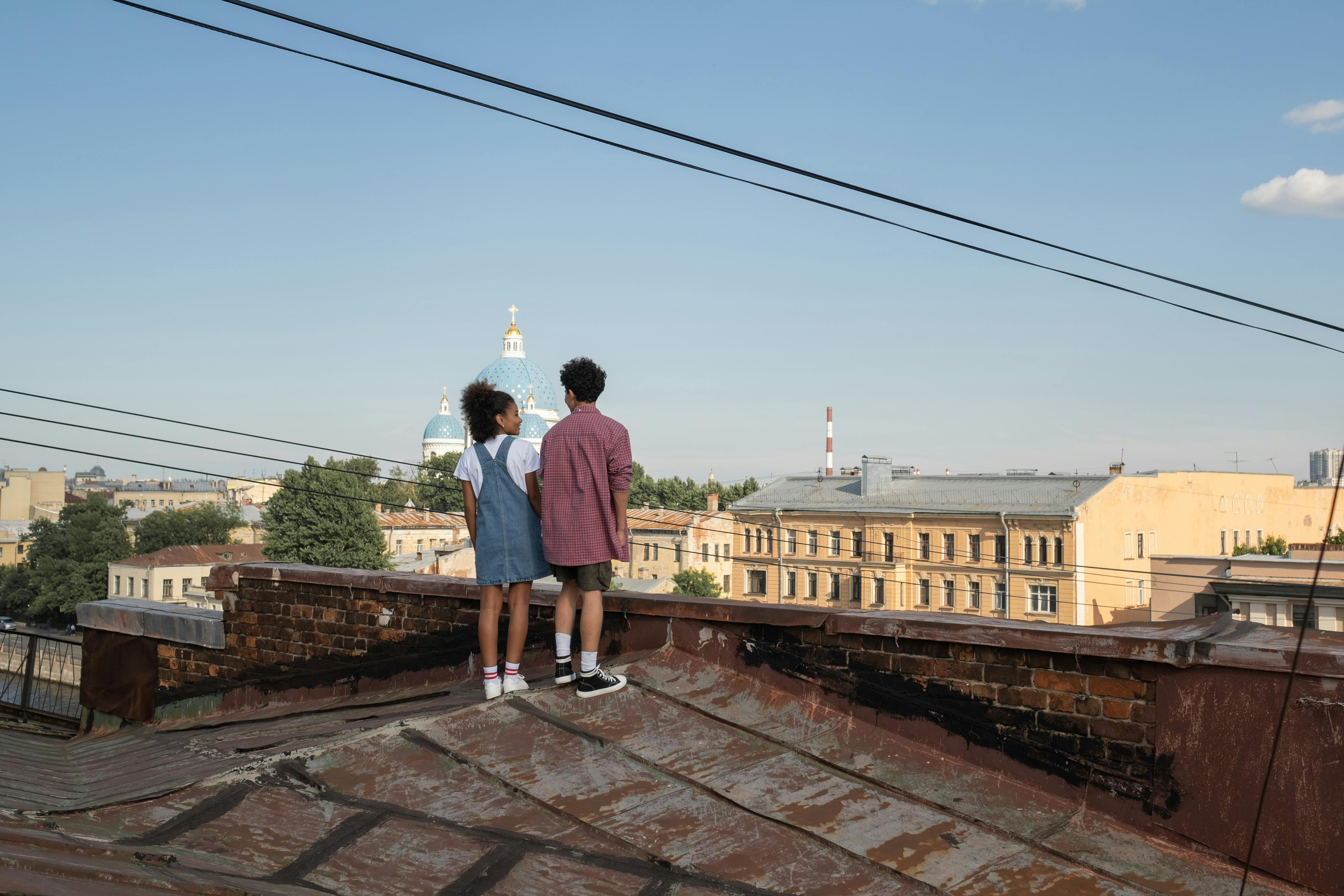 From Rooftop Views to Cellar Vibes: Explore 5 Unforgettable Bar Experiences in Bristol