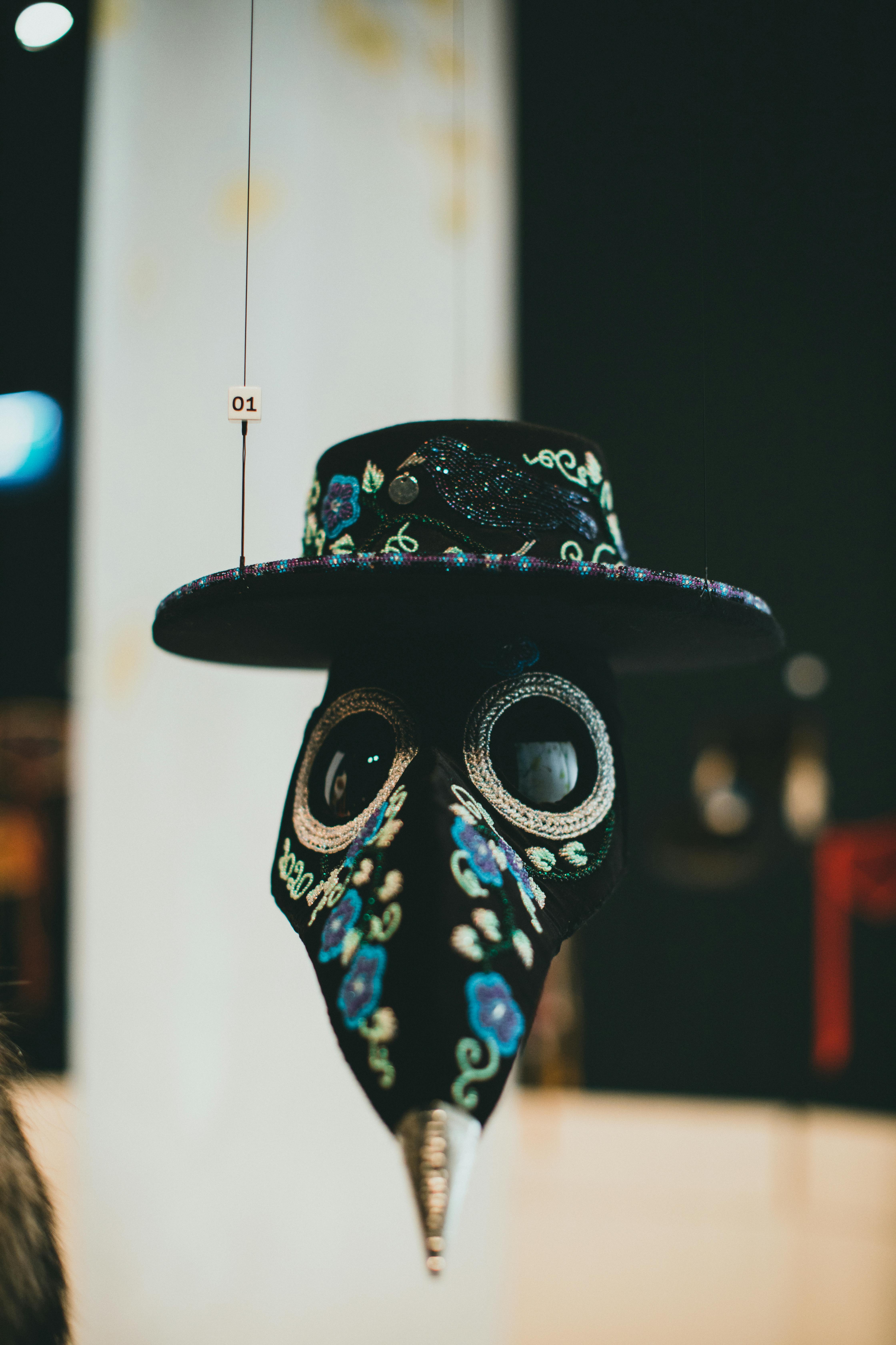 Ücretsiz Alberta, artistik, asılı içeren Ücretsiz stok fotoğraf Stok Fotoğraflar