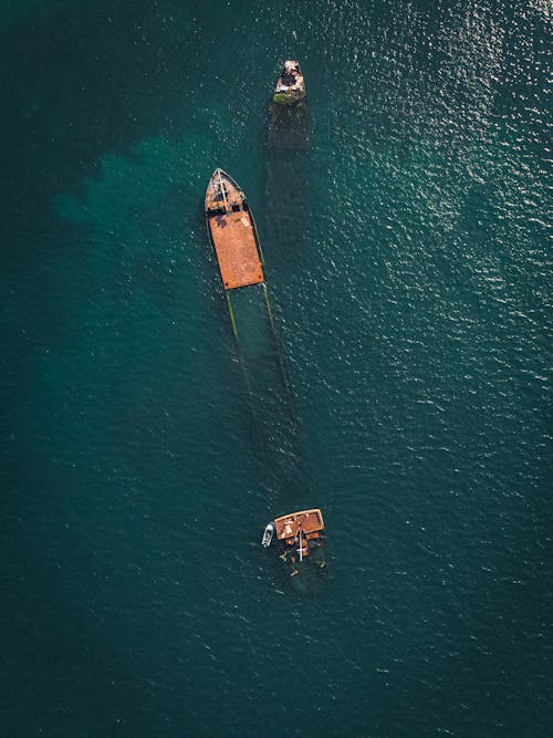 Aerial view of ship wreck in sea 