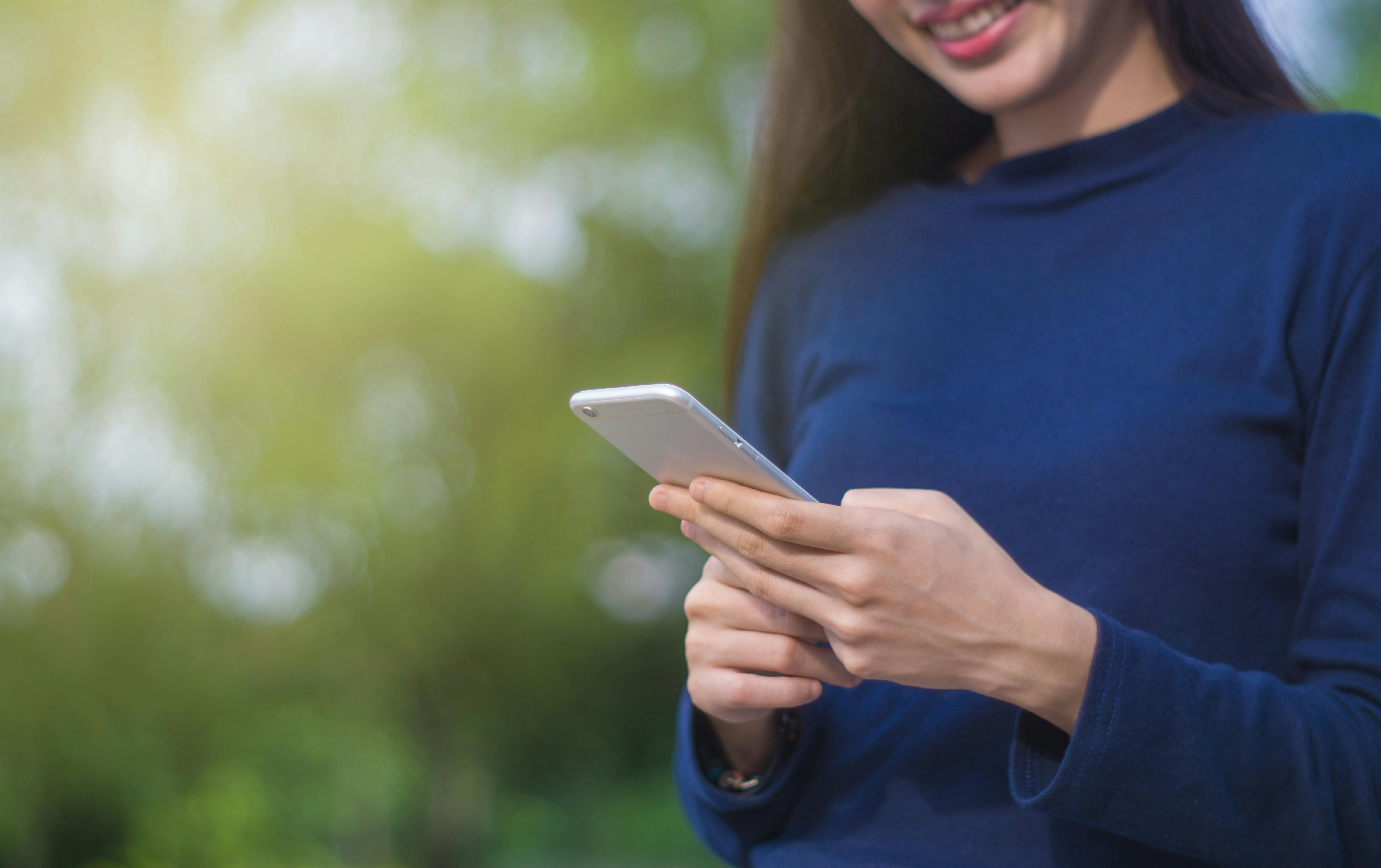 Person using Black Android Smartphone · Free Stock Photo