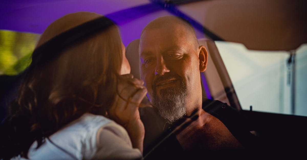 Lack Of Eye Contact In Intimate Conversations