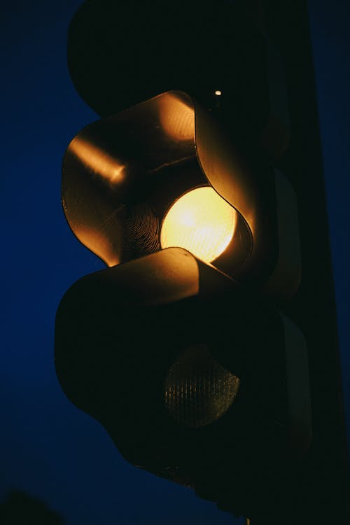 Close-Up Photo of a Stoplight