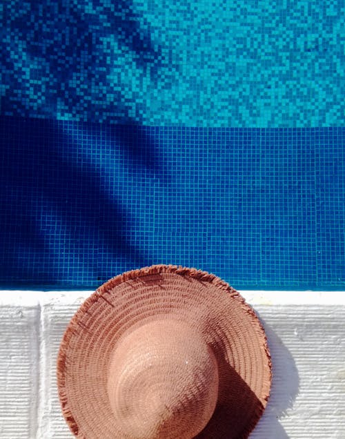 A Sunhat by the Poolside
