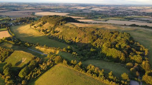Free Scenic aerial shot of lush Sharpenhoe Hills, showcasing natural beauty in the English countryside. Stock Photo