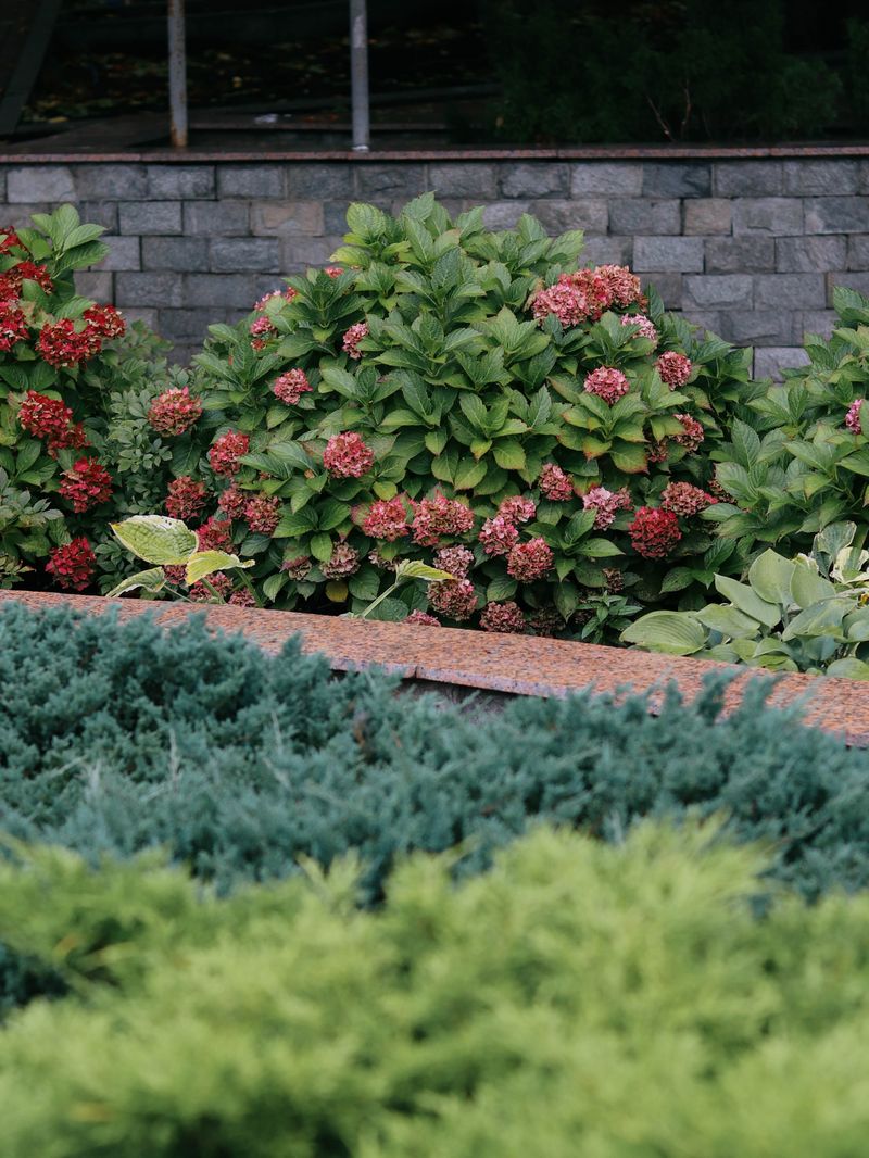 Retaining wall