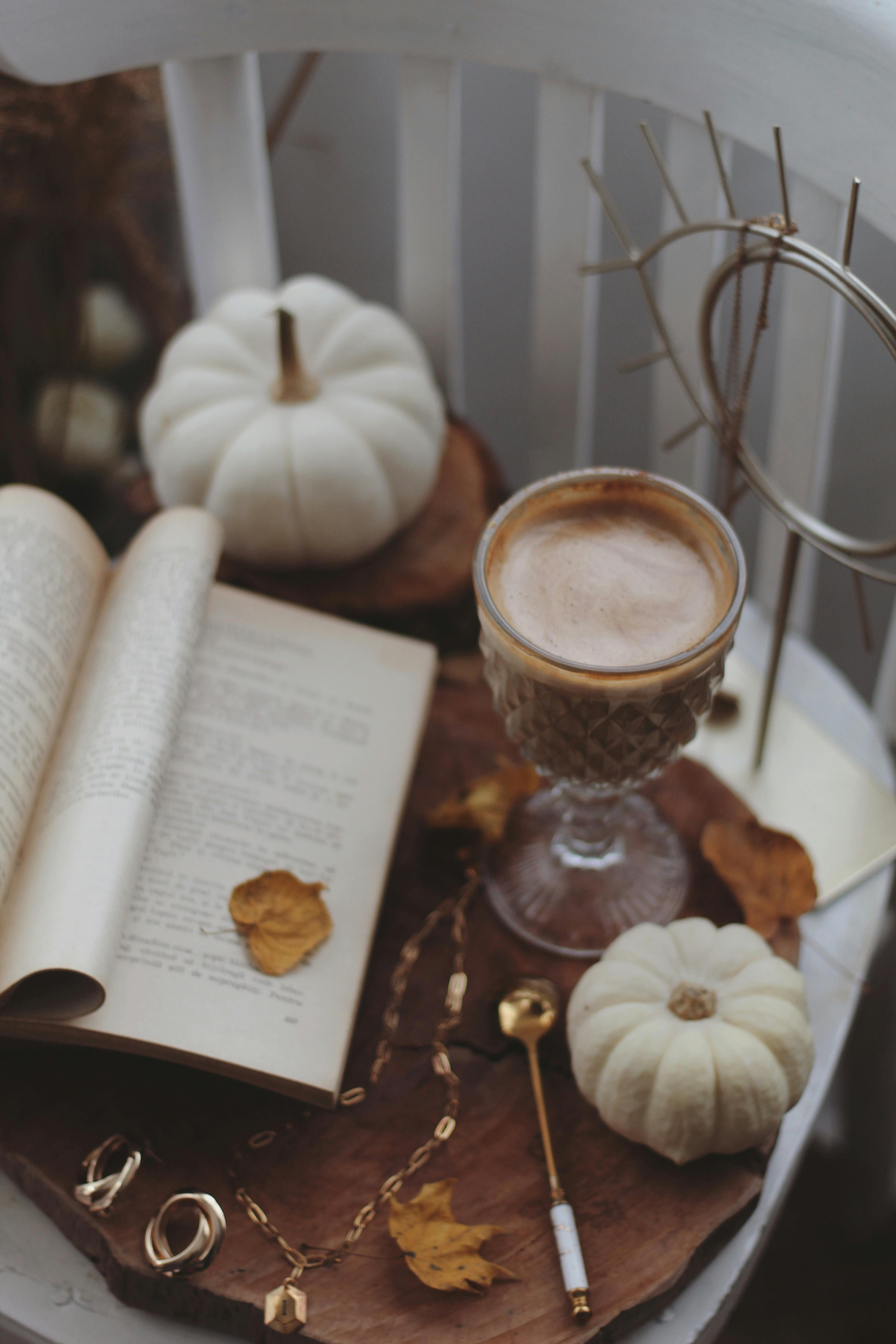 Halloween Coffee Ideas for a cozy and delicious halloween