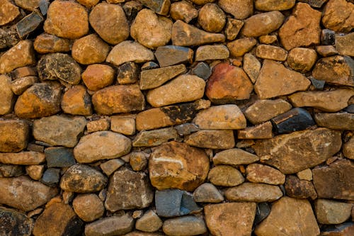 Free Brown and Gray Stone Fragments Stock Photo