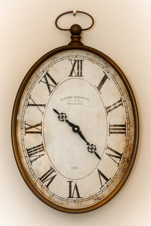 Oval Analog Wall Clock 