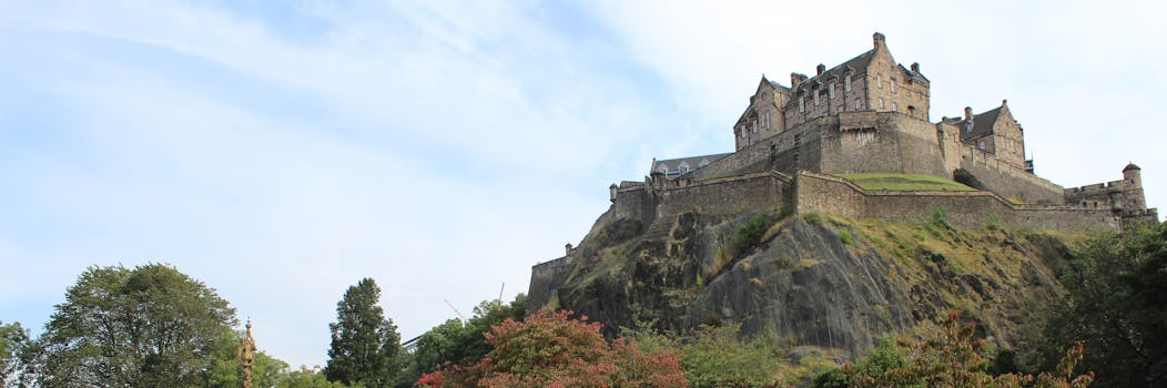 A breathtaking view of the historic Edinburgh Castle on Castle Rock, capturing its ancient fortifications. by Linn Creutzer