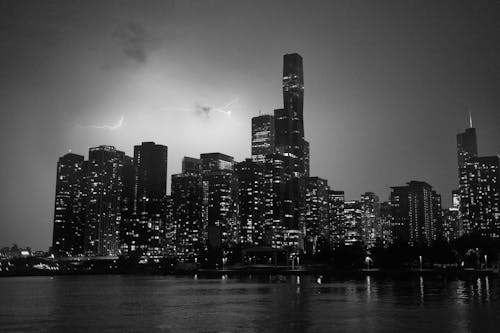 Ilmainen kuvapankkikuva tunnisteilla arkkitehtuurit, chicago, harmaasävyt