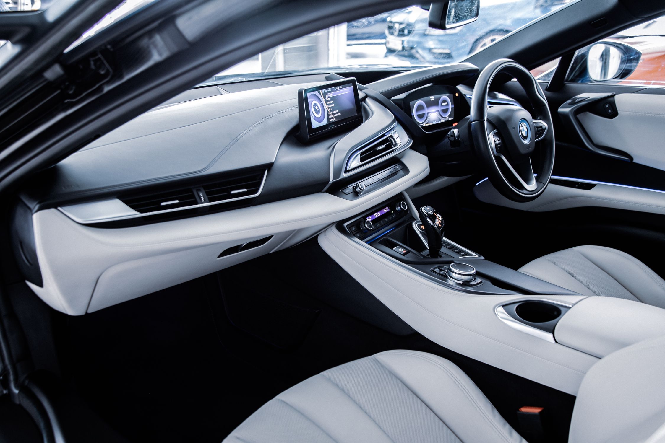 Best Luxury EVs in 2026: Which Premium Electric Car Is Worth the Price?