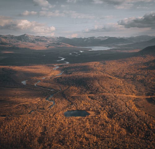 Valley with river, lakesand forest