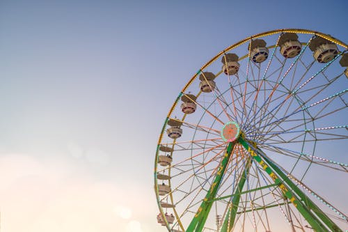 Photos gratuites de ciel, grande roue, parc d'attractions