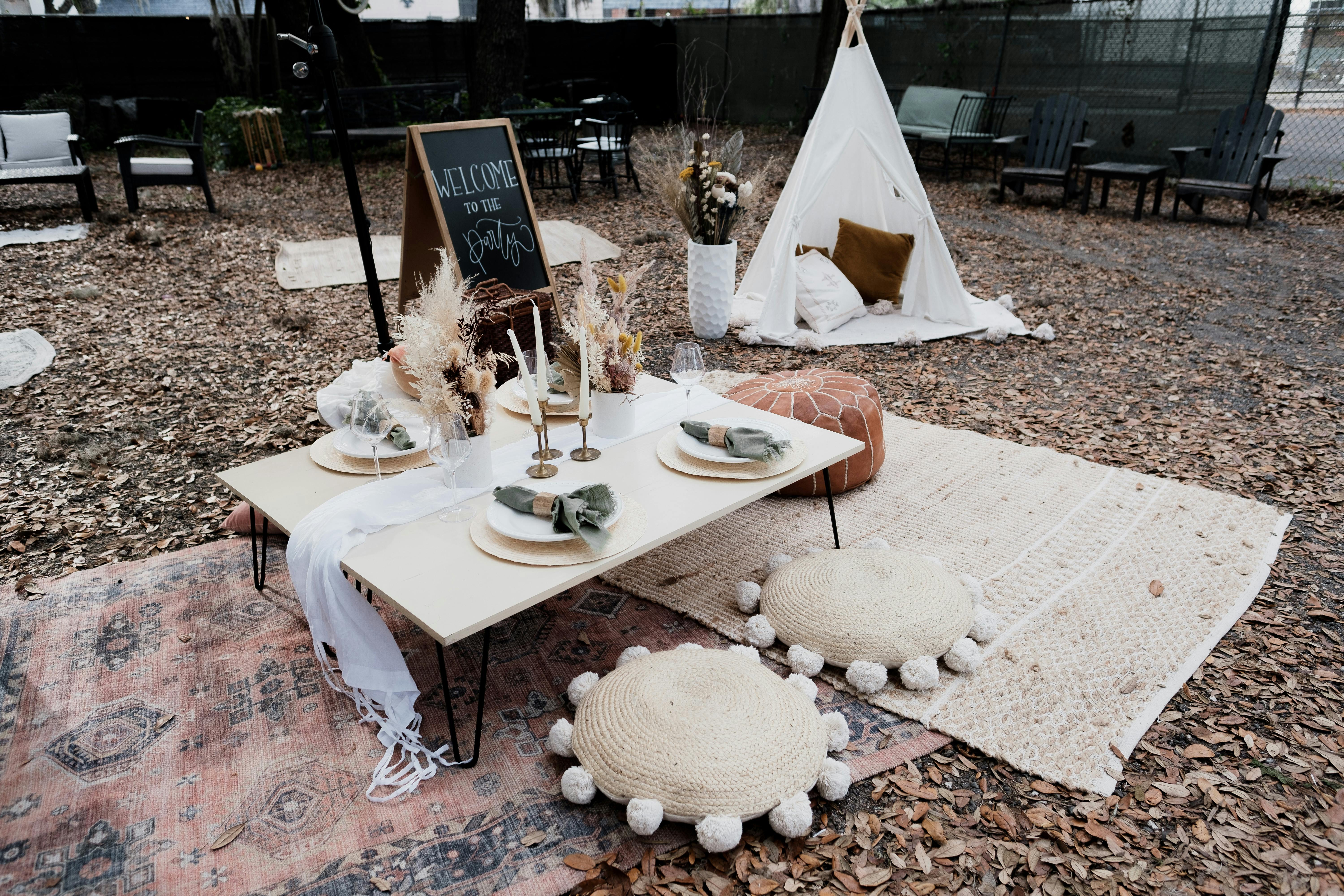 What sets narcissistic rage?