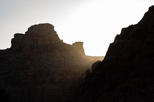 Fotobanka s bezplatnými fotkami na tému geologické formácie, hora, jasná obloha