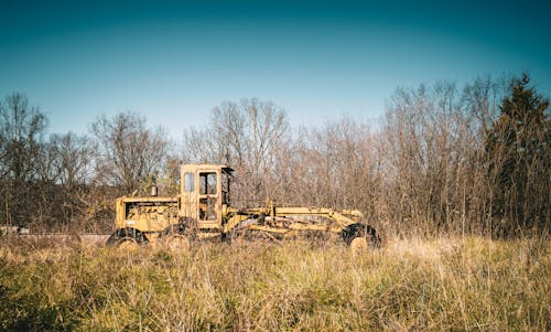 Photo of an Abandoned Heavy Equipment