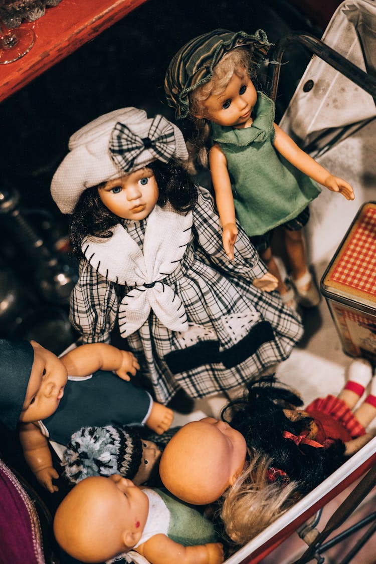 Dolls In A Drawer 