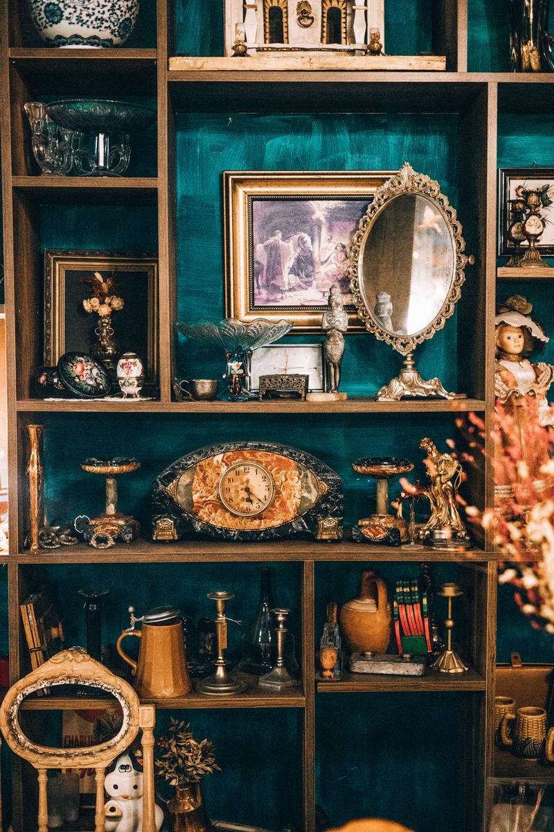 Illustrative home décor category photograph