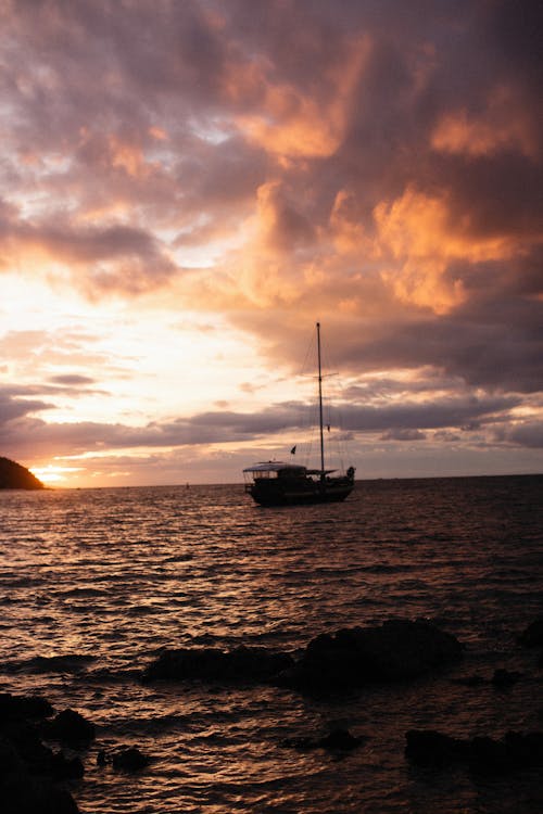 Kostenloses Stock Foto zu draußen, goldene stunde, meer