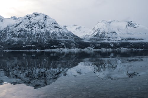 Gratis arkivbilde med fjell, iskald, landskap