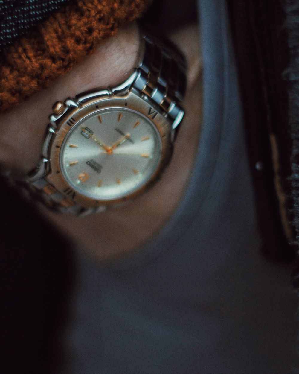Heritage automatic watch with champagne dial