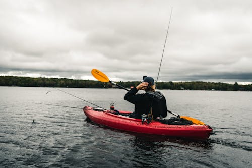 Photos gratuites de des cannes à pêche, embarcation, faire du kayak