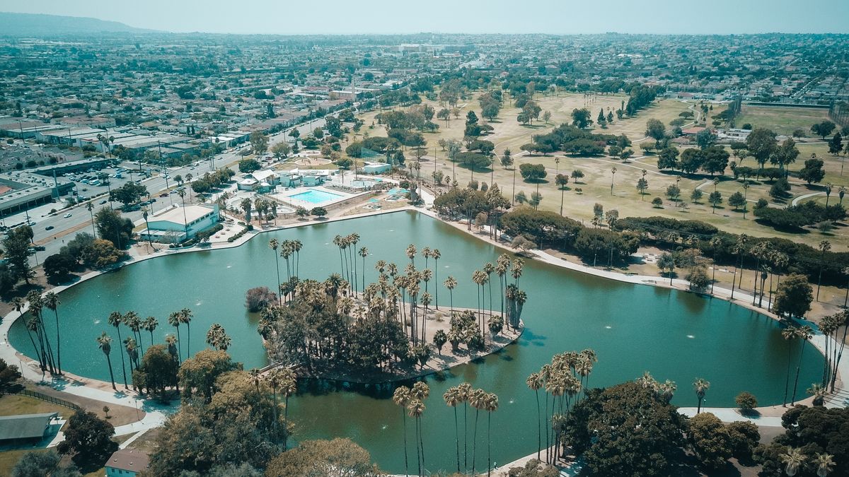 How to Enter Birthday Freebies in Riverside, California Without Scams