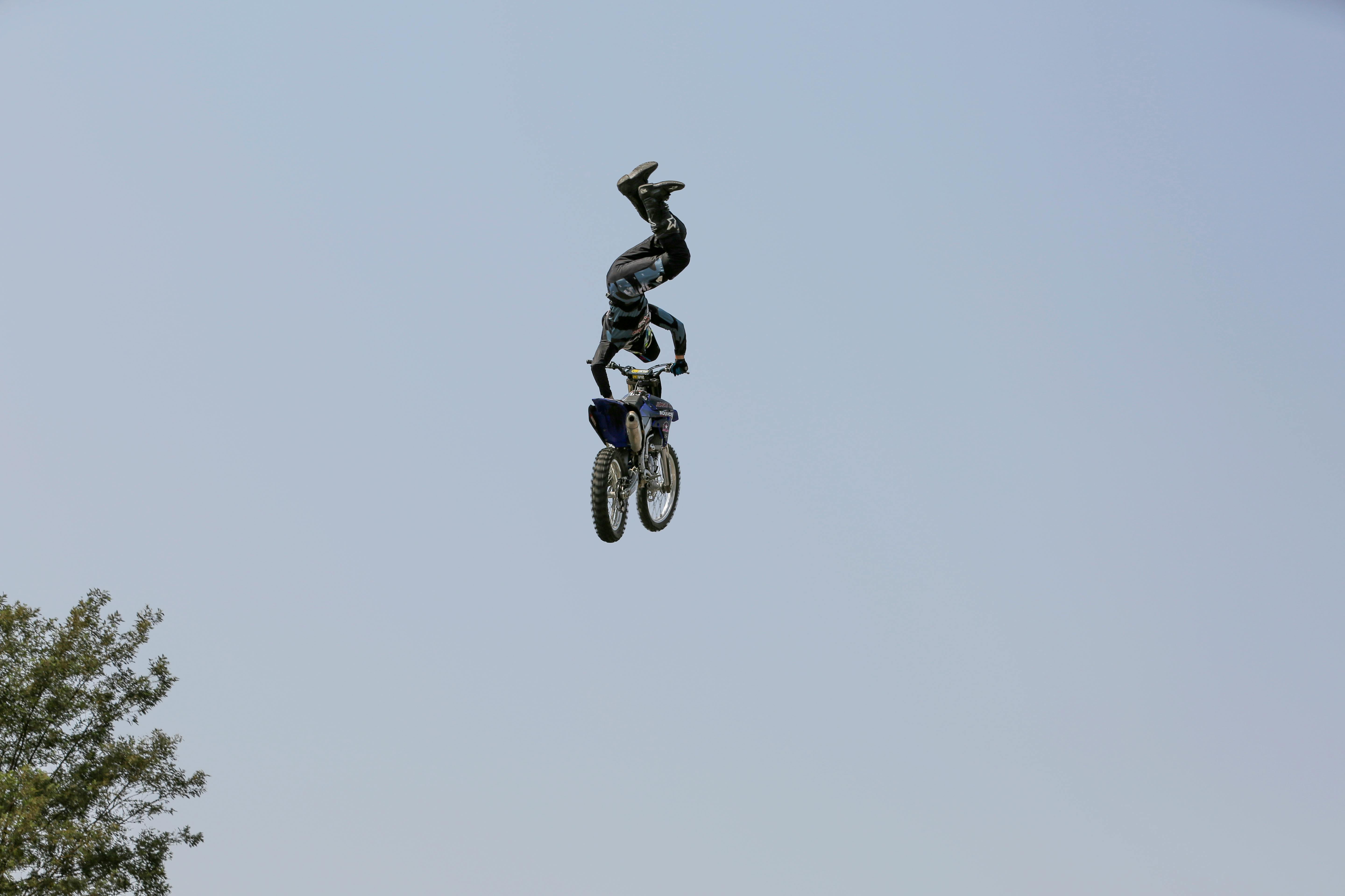 Tricks Wallpaper Photos, Download The BEST Free Tricks Wallpaper Stock