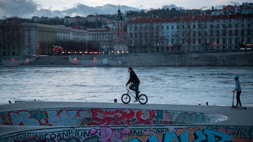 adam, bmx, kişi içeren Ücretsiz stok fotoğraf