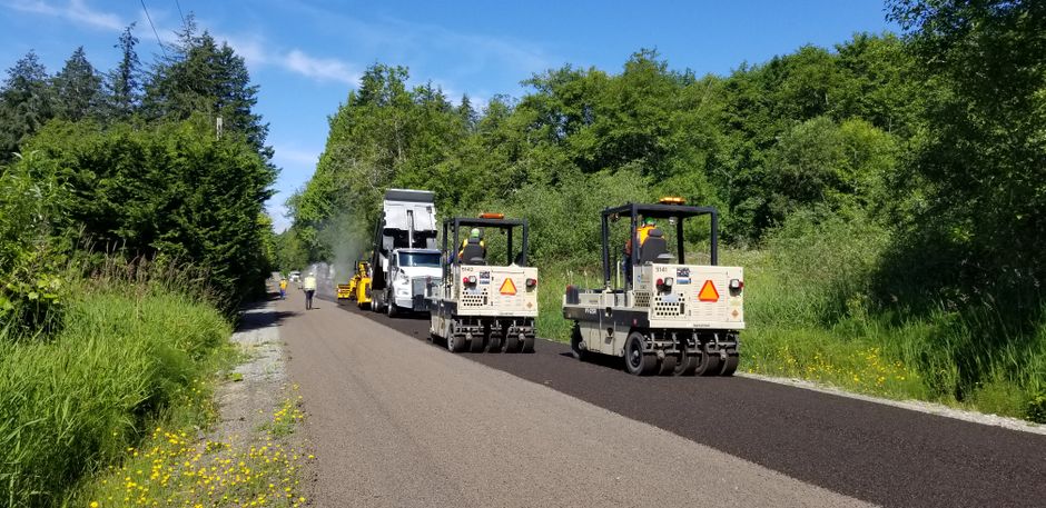 CJ Cluj inițiază lucrări pe două drumuri județene pentru a îmbunătăți traficul și siguranța rutieră