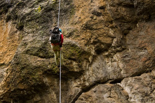 Immagine gratuita di arrampicata su roccia, attività all'aperto, corda