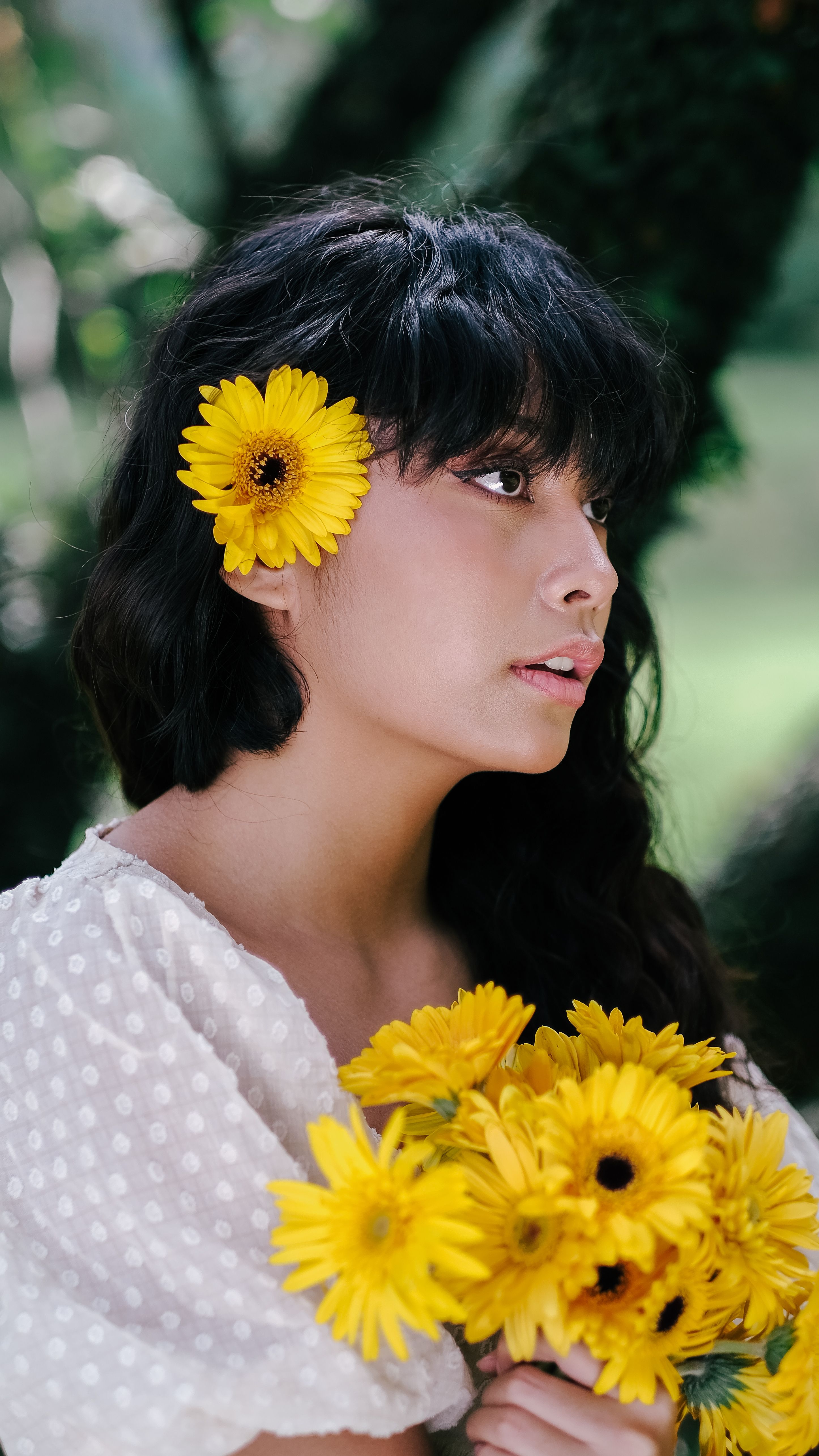 Cool White Dress With Yellow Flowers Gallery