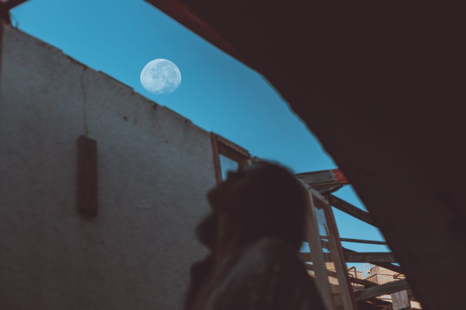 Obama Gazes Past The Moon To Mars Obama Gazes Past The Moon To Mars