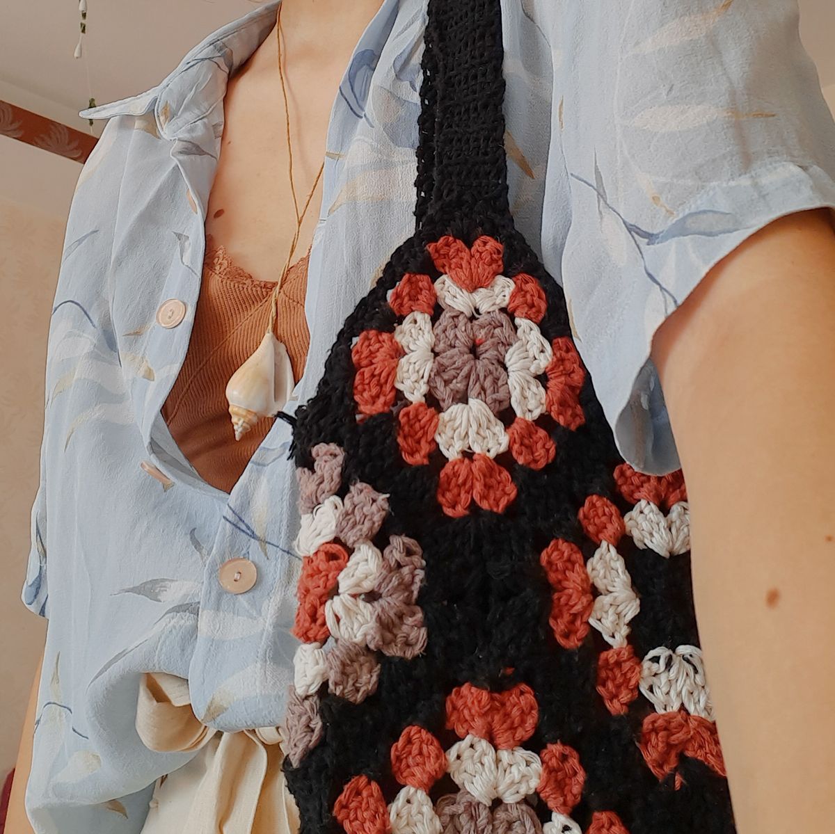 Granny Square Shoulder Bag