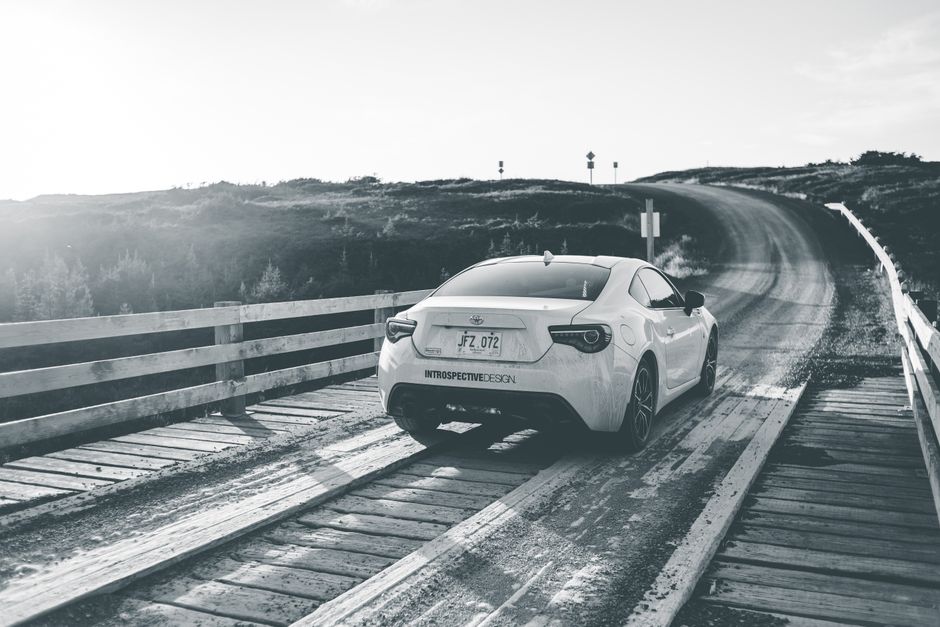 McLaren Artura: гибридный суперкар для российских энтузиастов