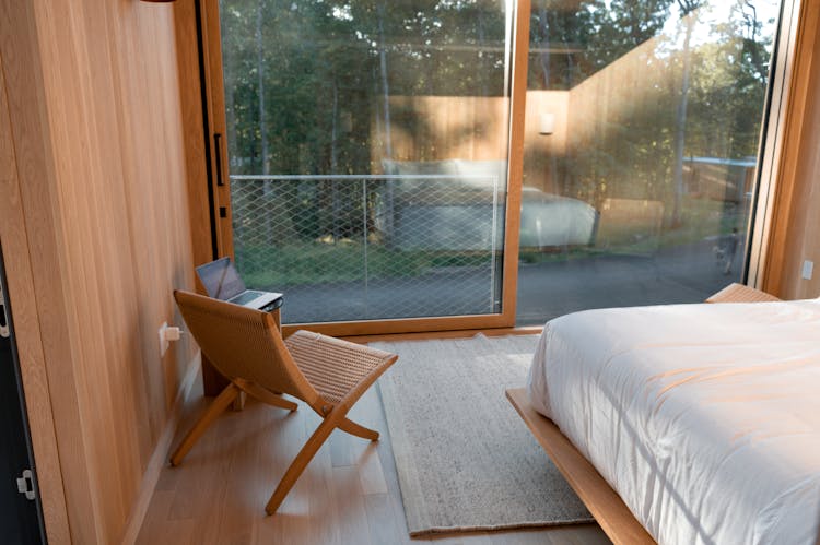 Glass Wall In The Bedroom