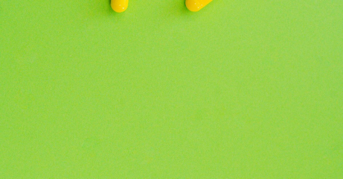 Placebo and nocebo: the power of expectation in health Placebo and nocebo: the power of expectation in health