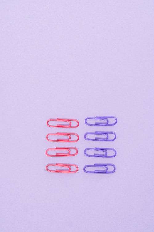 Free Pink and Purple Paper Clips Stock Photo