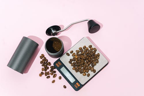 Základová fotografie zdarma na téma kávová zrna, kofein, růžový povrch