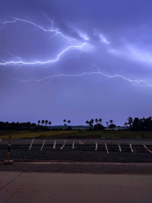 Foto d'estoc gratuïta de cel, els llamps, espurna