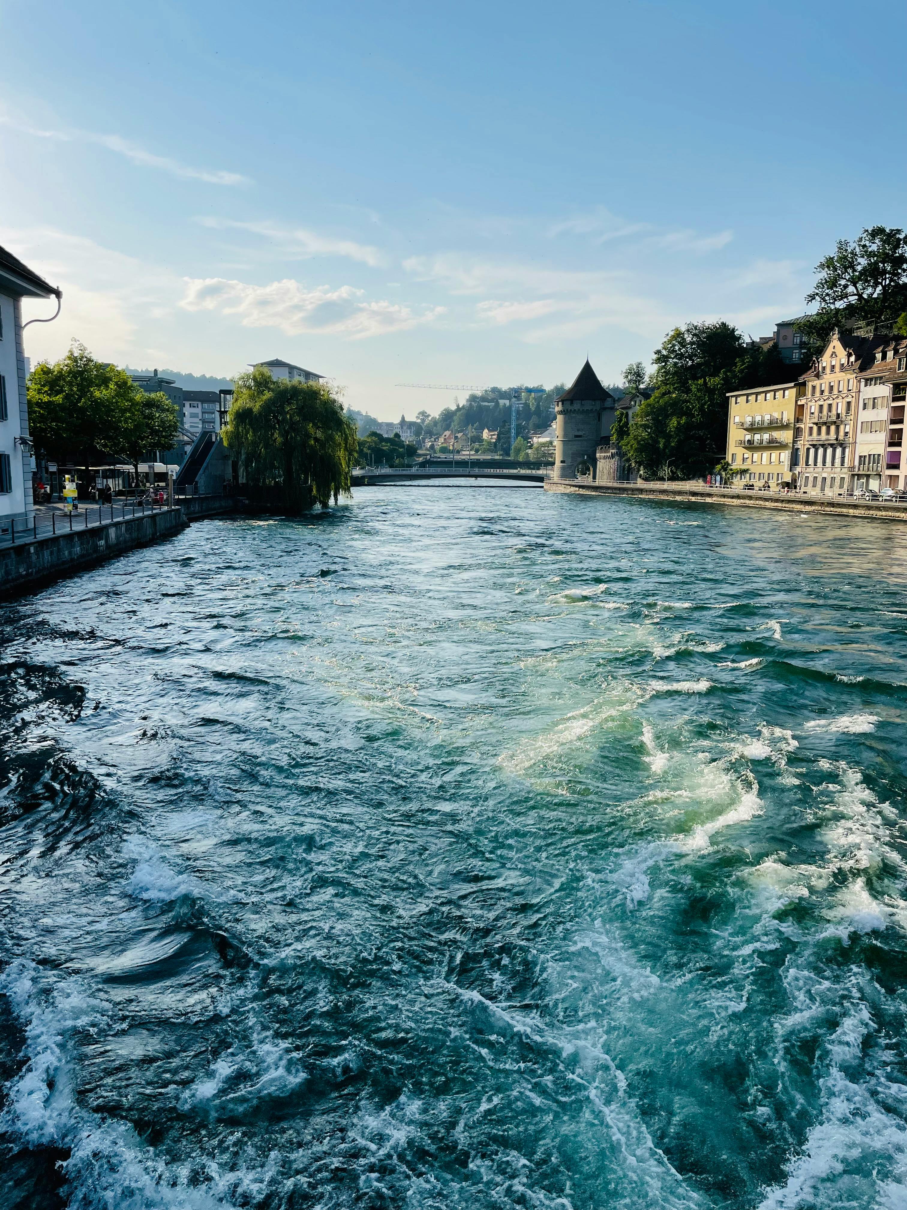 flowing-body-of-water-free-stock-photo