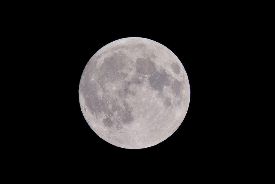 NASA's $20B Moon Base Plan: What Ottawa's Space Fans Need to Know