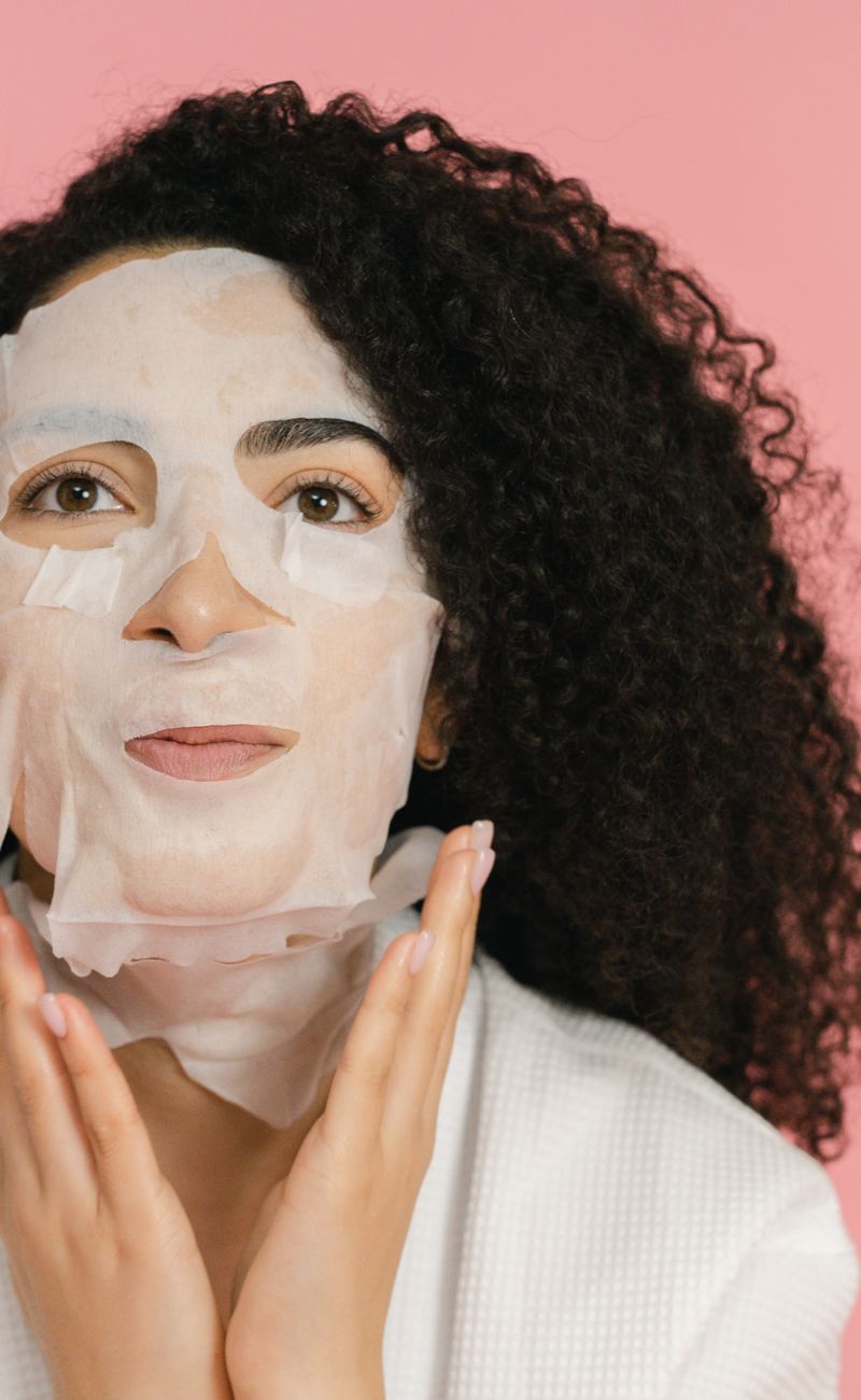 Best Retinoids for Clear Skin: The Ultimate Anti-Aging Guide (2026)