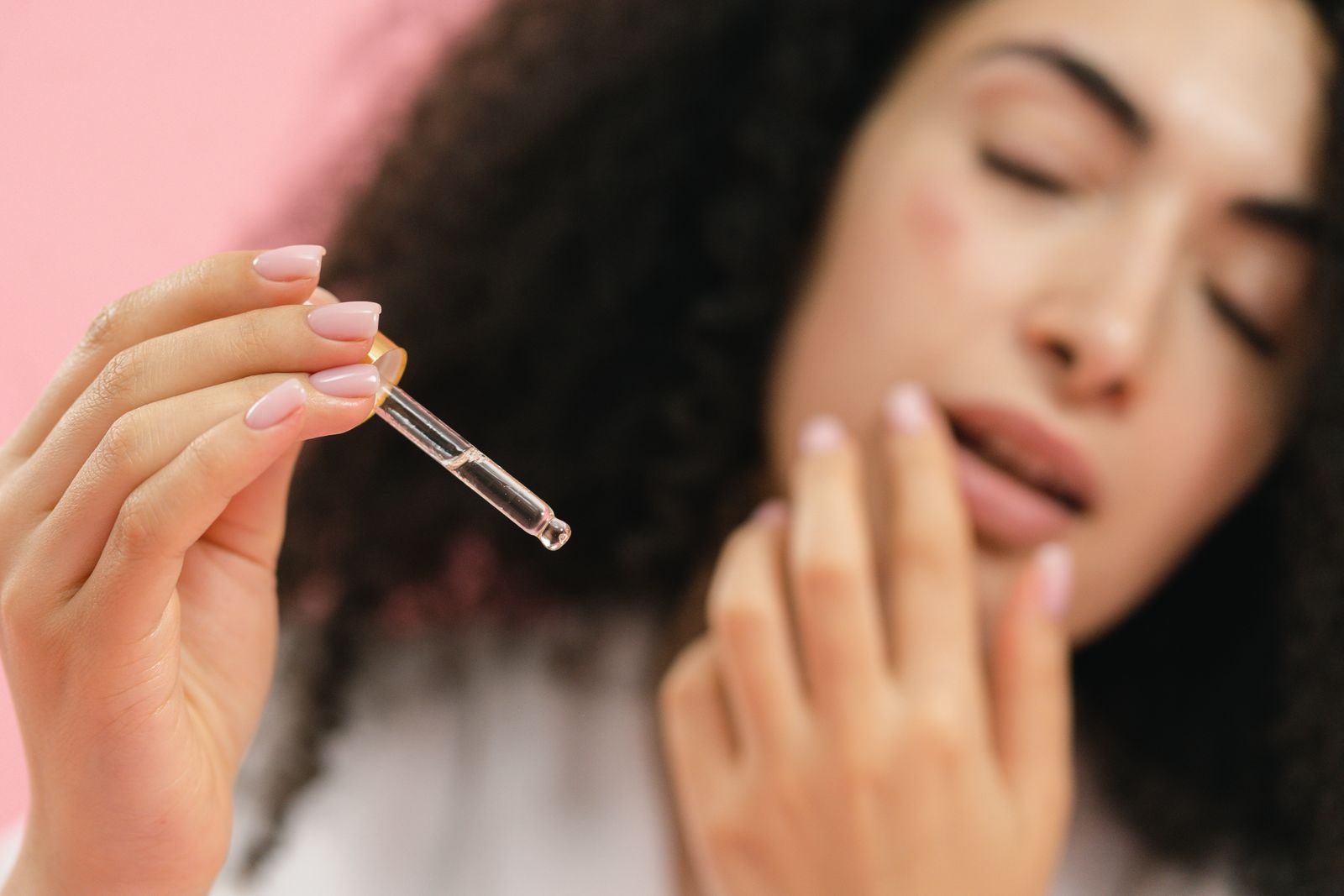 Sensitive skin: how to simplify your routine and reduce unnecessary triggers