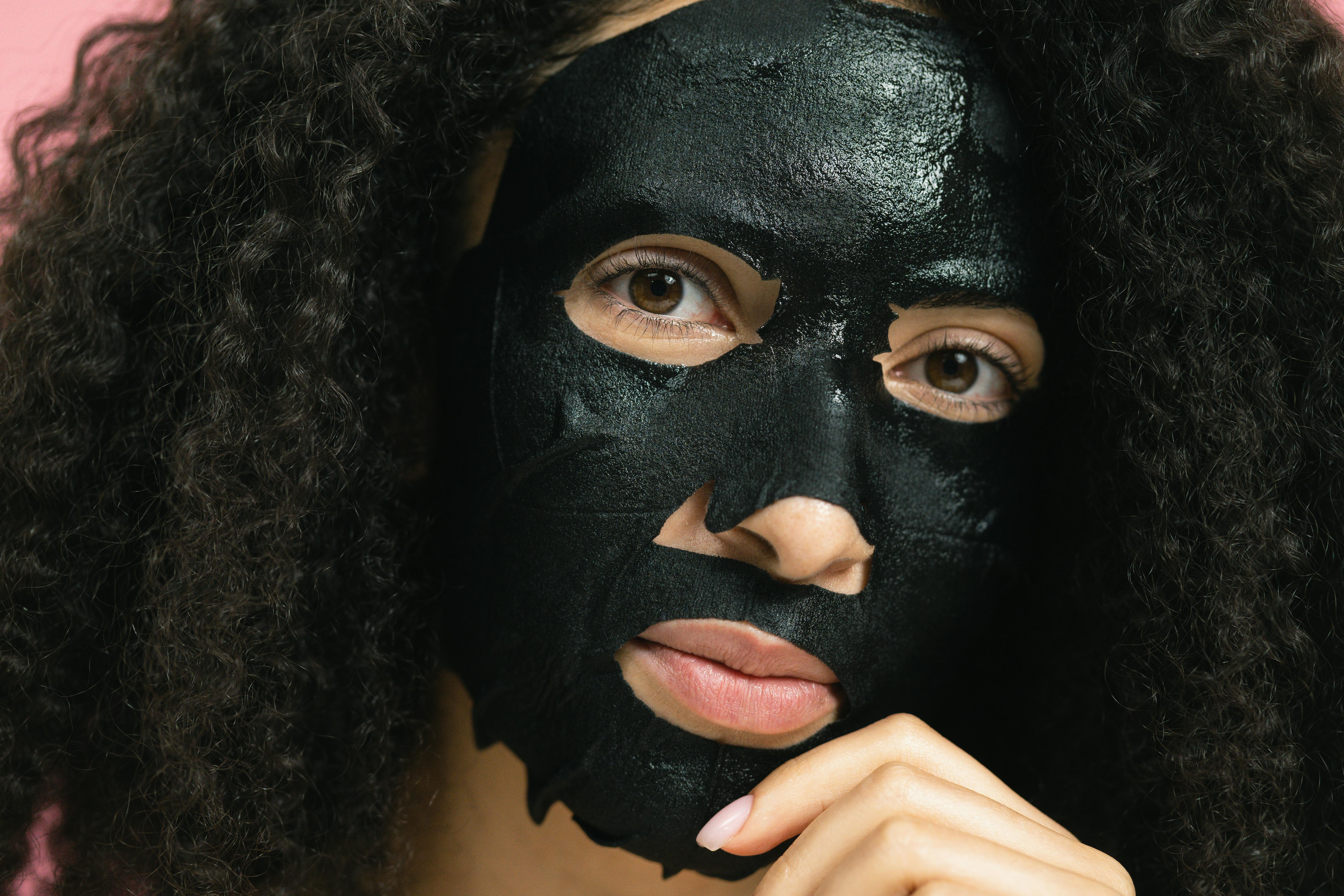 LookFantastic spotlights skin-first beauty in spring/summer trend report — Photo by SHVETS production on Pexels