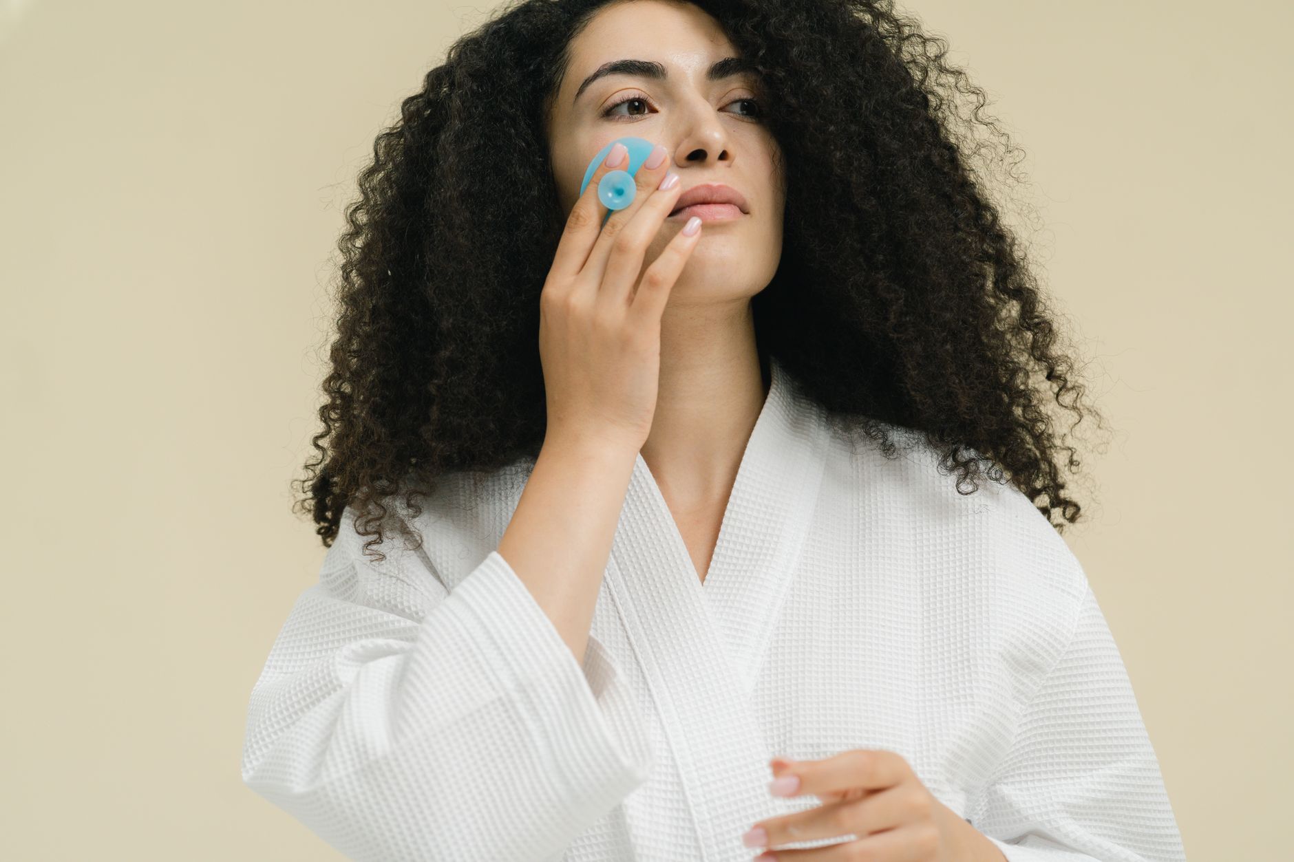 From AI Analysis to Anti-Aging Action: Using Your Skin Age Results for a Targeted Routine