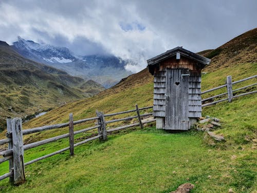 Foto profissional grátis de alta altitude, cabana, cabana de madeira