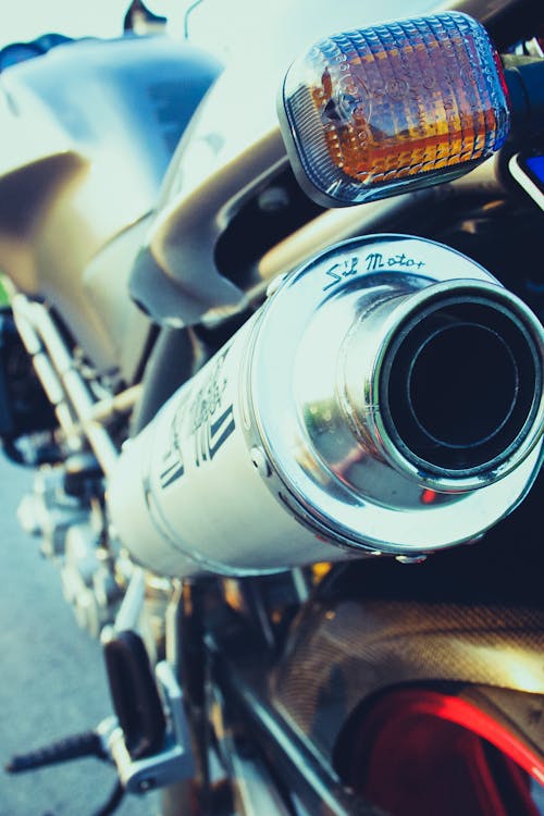 Free stock photo of ducati, exhaust pipe, motor racing