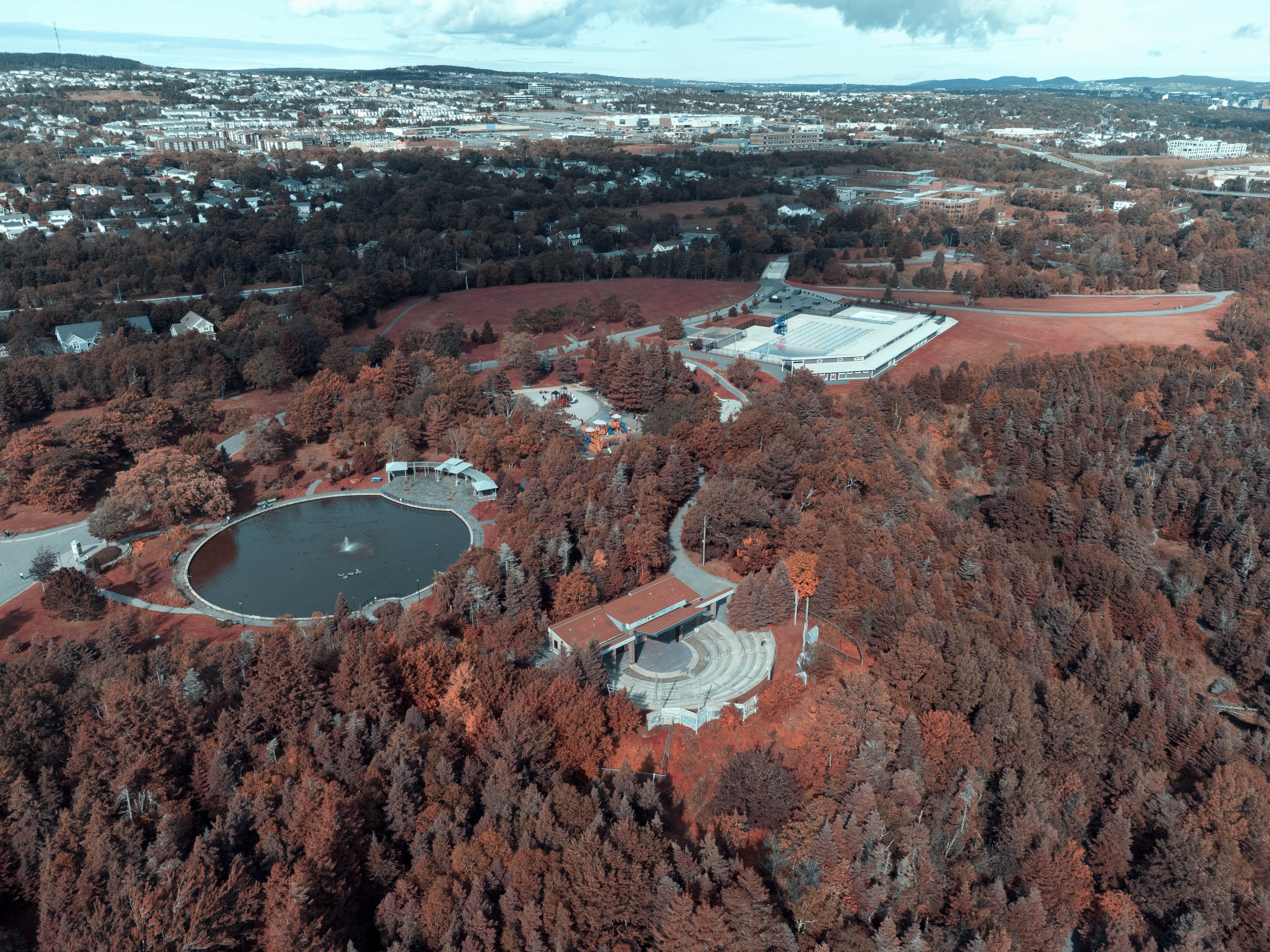 Vihreä kaupunkipuisto